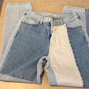 Pacsun Mom Jean size 27 Two-Tone Light Blue and White Jeans